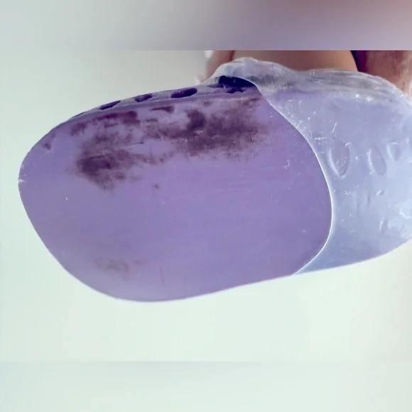 18” Our Generation - Suzee With Amputated Leg (crutches added) - Picture 11 of 12